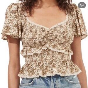 ANTHROPOLOGIE Top ASTR The Label Shirt Revolve Floral Peplum Blouse Small‎ Maeve